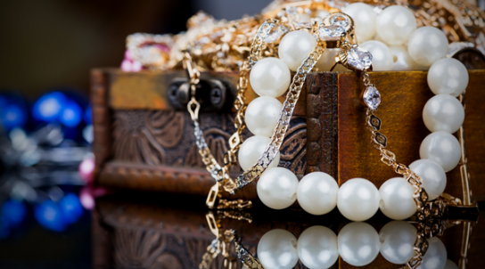 The Art of Mixing &amp; Matching Jewelry